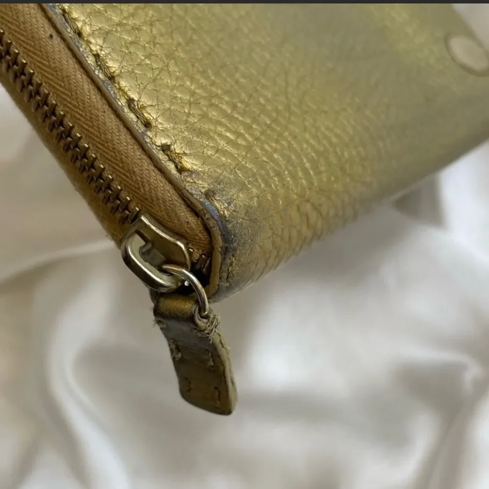 Fendi- Zip Around Wallet- Gold